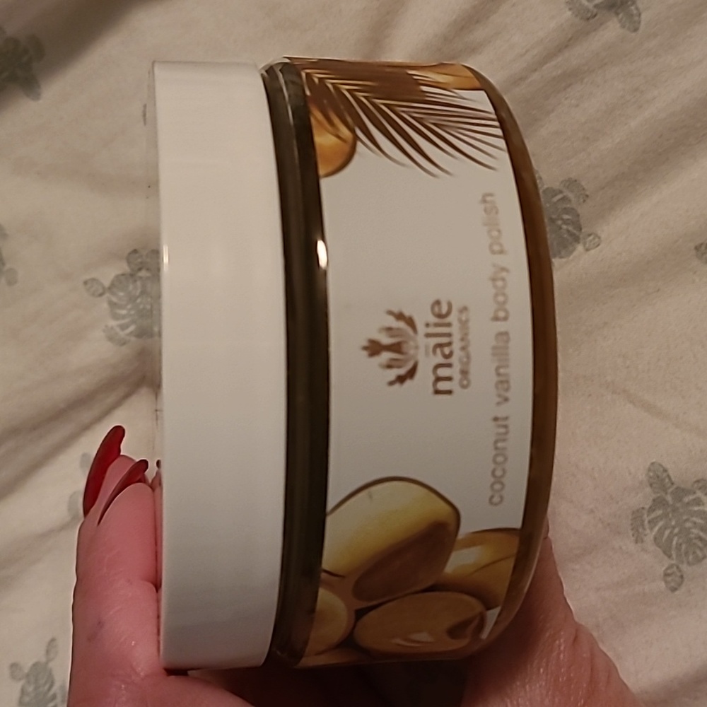 Malie Organics Coconut Vanilla Body Scrub
